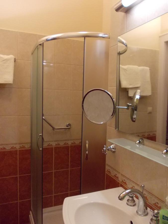 Flatneartocastlehill Apartment Будапеща Екстериор снимка
