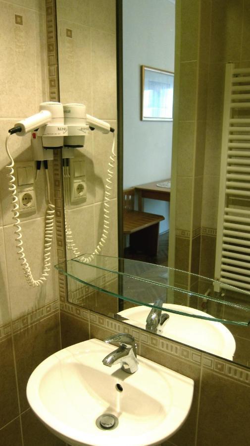 Flatneartocastlehill Apartment Будапеща Екстериор снимка